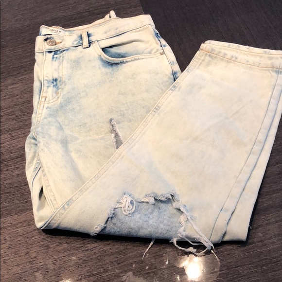 Jeans - Picture 1 of 4